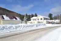 Mountain Treasure Bed and Breakfast