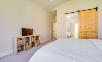 21 Mi to Dtwn: Spacious Home in Austin Suburbs!