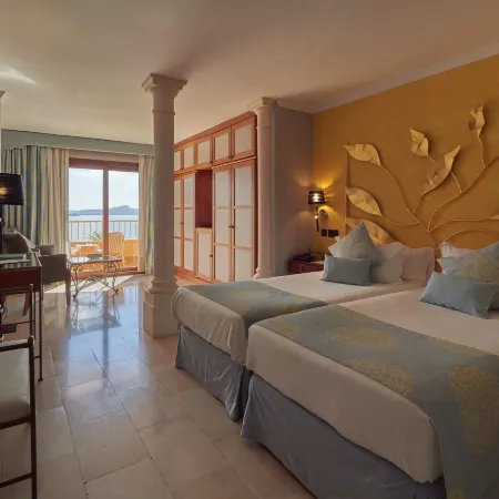 Hotel Petit Cala Fornells