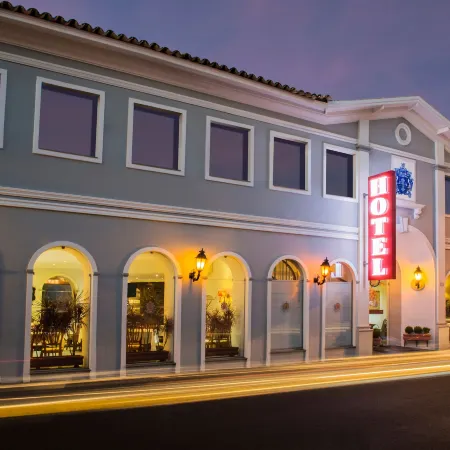 Hotel Colonial Plaza