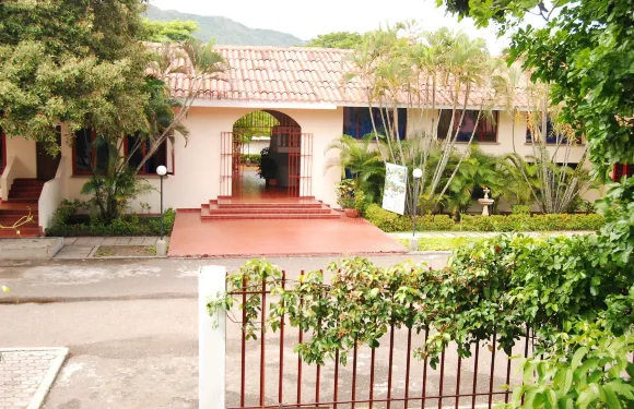 索爾阿爾吉利亞水上公園酒店