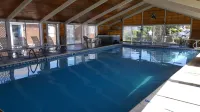 Blue Sea Motor Inn - Beach