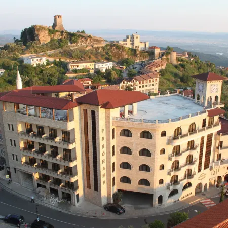 Hotel Panorama Kruje View on the Castle and the Old Town