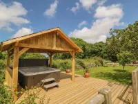 Beudy'r Wennol Hotels in Caernarfon