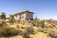 Jensen House - Incredible Desert Views 2 Bedroom Home by Redawning Hotels in Joshua Tree