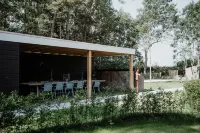 Hofstede Moesbosch l Kloeg Collection Hotels in Фліссінґен