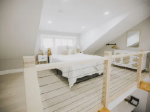 Stunning and Cozy loft apartment in kingston . アルスターのホテル