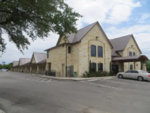 Black Gold Inn Hotels in DeWitt County