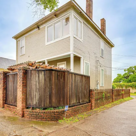 Walk to Downtown Historic Home in Mobile