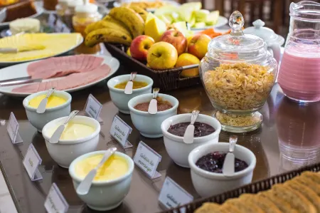 Hotel do Valle Отели в г. Тижукас