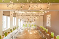 Hôtel Alpes & Lac Hotels in Neuchatel