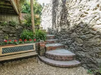 Chwech Hotels in Menai Bridge