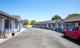 Tudor Park Motel