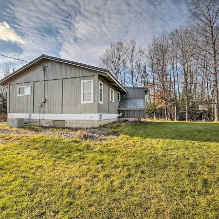 Cornell Home w/ Fire Pit & Hunting Access!