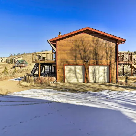 1 Mi to Granby Ranch: Family-Friendly Cabin!