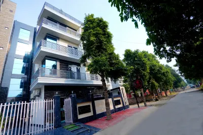 ExpoMart Inn Hotels near Gulmohar Park