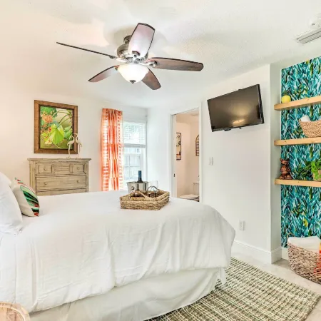 St Augustine Apt w/ Hot Tub Access ~ 1 Mi to Beach
