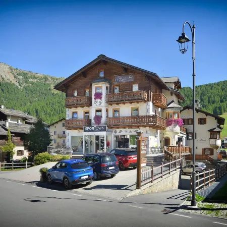 Hotel Crosal