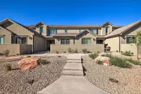 St George Area Townhome w/ Patio + Pool Access - parking