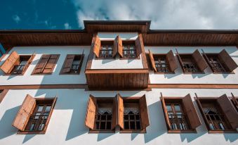 Hanedan Konak Hotel