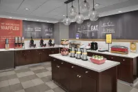 Hampton Inn & Suites Georgetown - breakfast