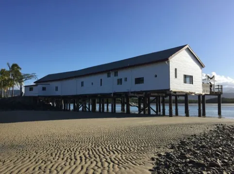 Lazy Lizard Motor Inn Hotels in Port Douglas