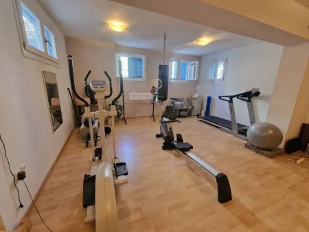 Karaoulanis Apartments