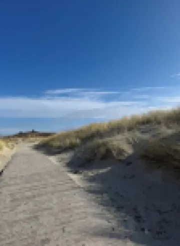 Small cozy vacation apartment! 10 minutes from the beach and center.