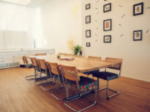 Stay Open Venice Beach Hotels in Venice