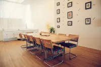 Stay Open Venice Beach Hotels in Venice