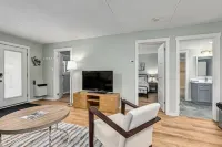The Nordic - Central Collingwood Condo