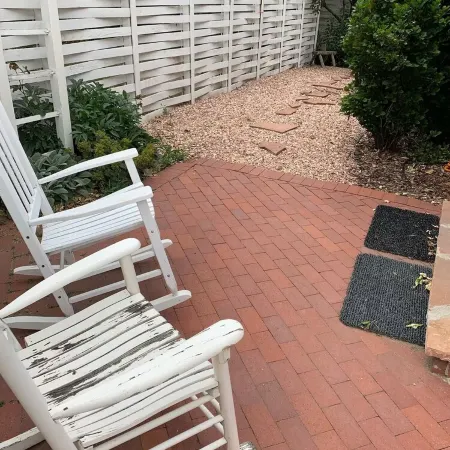 Cozy Carriage House - studio in serene Arvada with WiFi, AC