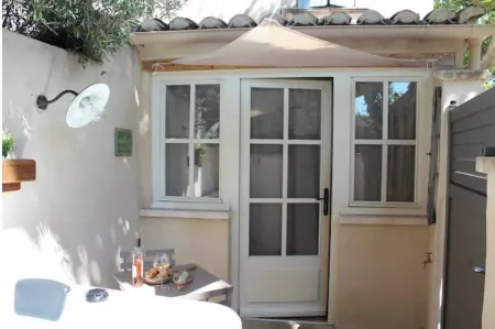 LA Petite Maison DE Maussane