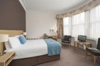 The Tarbet Hotel