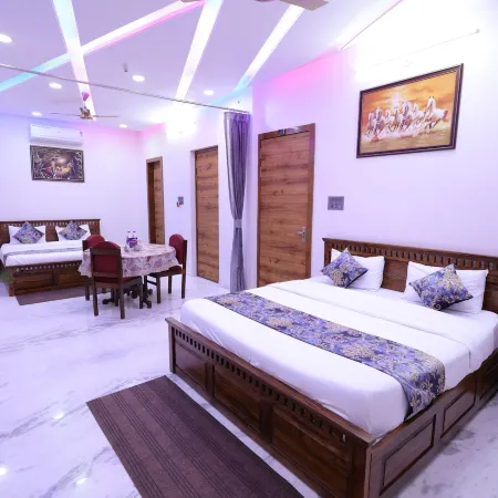 Amritam Palace A Luxury AC Home Stay