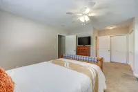 Cozy Jacksonville Home ~ 12 Mi to Downtown!