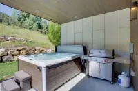Avon Vacation Rental w/ Hot Tub & Mountain Views! - WiFi