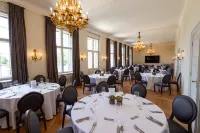 Schlosshotel Neustrelitz Hotels in GroB Nemerow