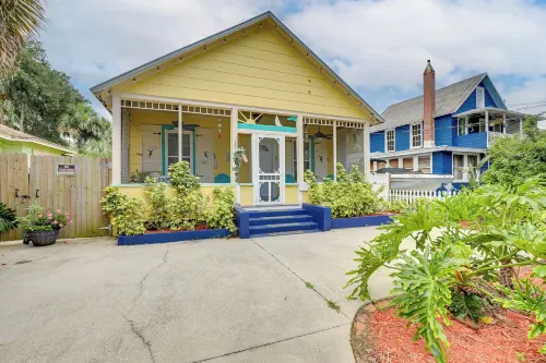 Pet-Friendly St Augustine Home Steps to Downtown!