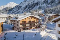 Hotel Appartement Roggal - piscine