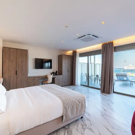 Philia Center Suites