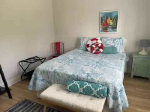 Downstairs apt in newly constructed Kill Devil Hills home with private entry!