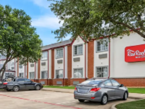 Red Roof Inn & Suites Euless - DFW Airport Southwest Hotels in Euless