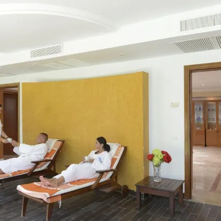 One Resort El Mansour