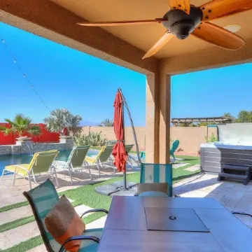 Swim up Oasis, Hot Tub, Game Room, 100” TV