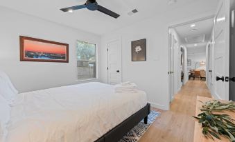 Casa Que Canta by Avantstay Private Pool, Firepit & Walkable East Austin Gem