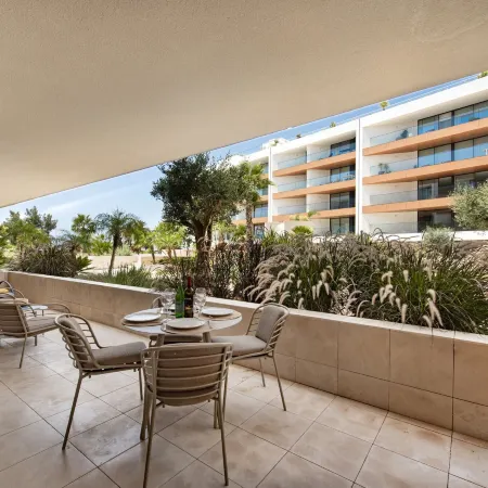 Del Mar Apartment - BT
