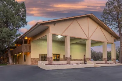 Best Western Pine Springs Inn Hotel a 