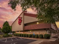 Red Roof Inn Virginia Beach Hotels near Sandler Center