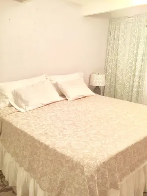 YOUR OWN 3-ROOM VILLA, PATIO, WITH ON PREMISES POOL, JACUZZI, WASHER DRYER